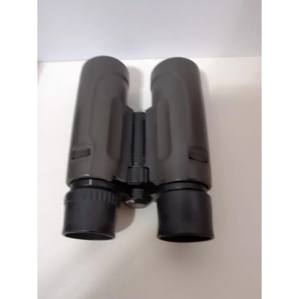 NIKON 8X40 6.5 WATERPROOF JAPAN BINOCULARS and carrying case no lens cap